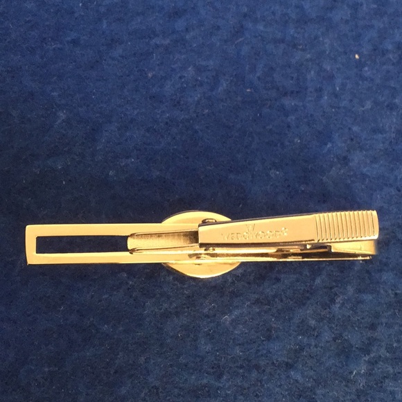 NIB Wedgwood  Dark Blue Jasperware Tie Tac or Clip - Picture 4 of 8